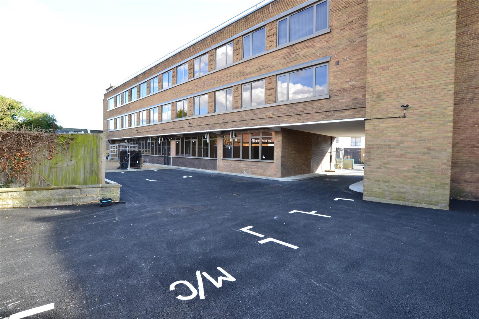 Station Road, West Drayton, UB7 , 2 bed, Apartment, UB7 7LT, £1,200, To